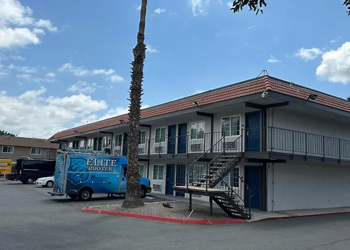 Motel: Studio 6 Suites San Ysidro Ca San Diego South Bay
